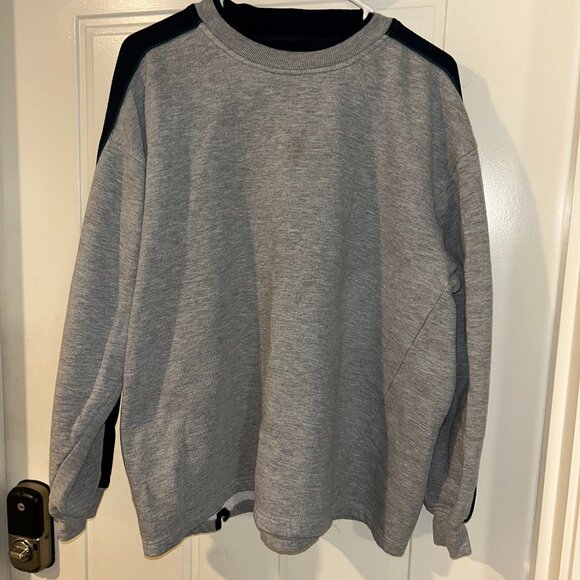 Crewneck - Picture 1 of 2